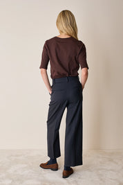 Half-sleeve cotton T-shirt