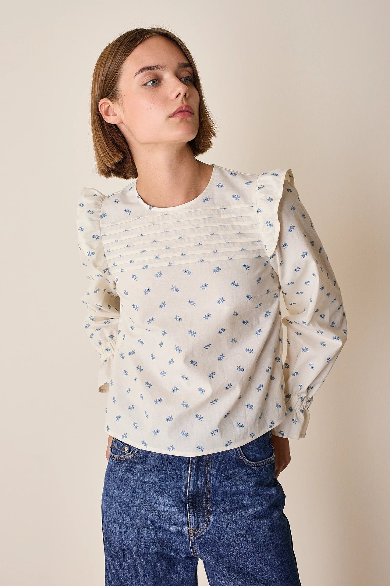 Country top with ruffles