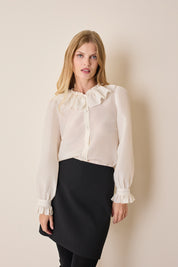 Camicia in seta con colletto volant