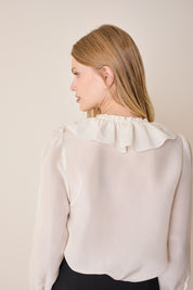 Camicia in seta con colletto volant