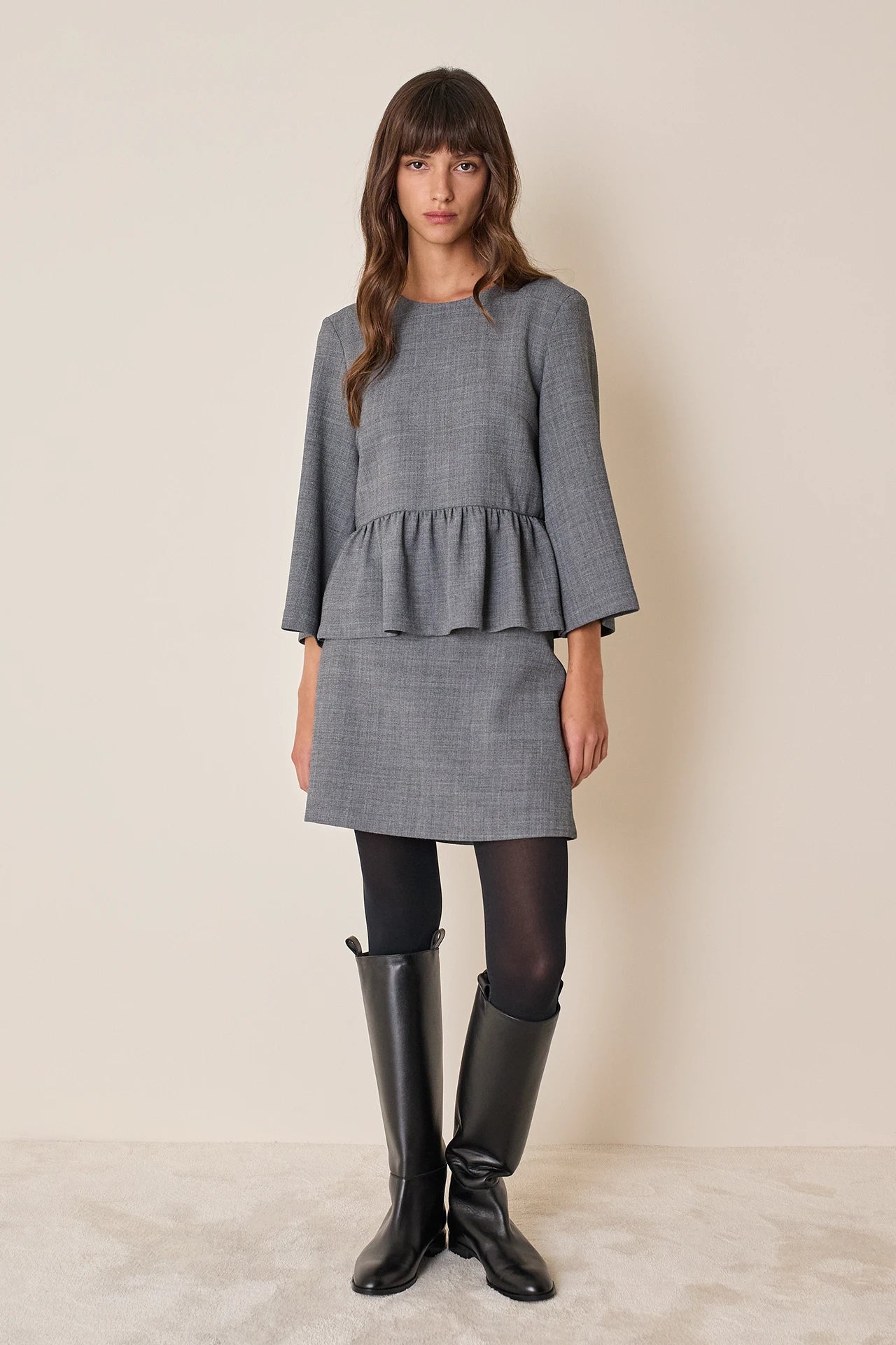 Top in blend di lana con balza