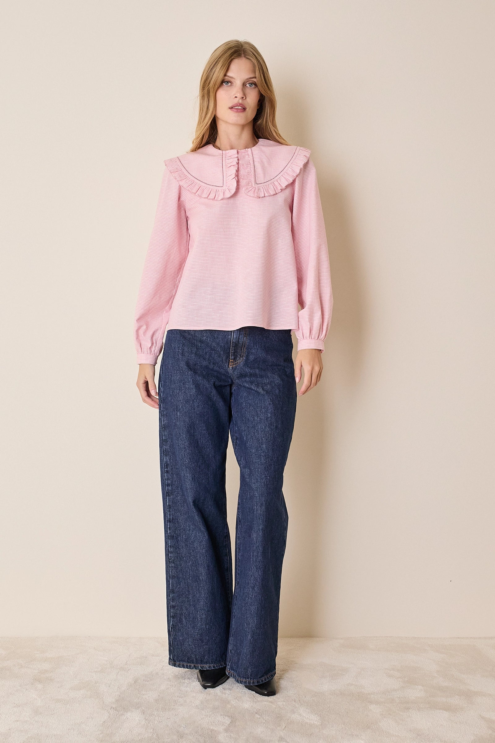 Top in lino e cotone con maxi colletto