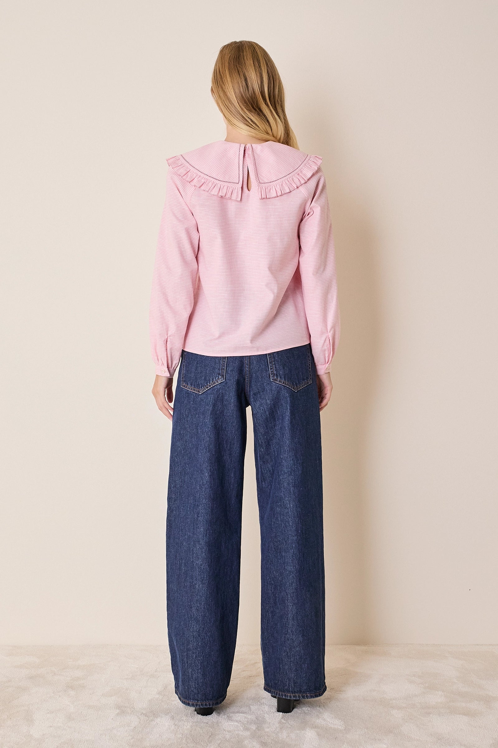 Top in lino e cotone con maxi colletto