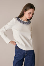 T-shirt a maniche lunghe con colletto volant