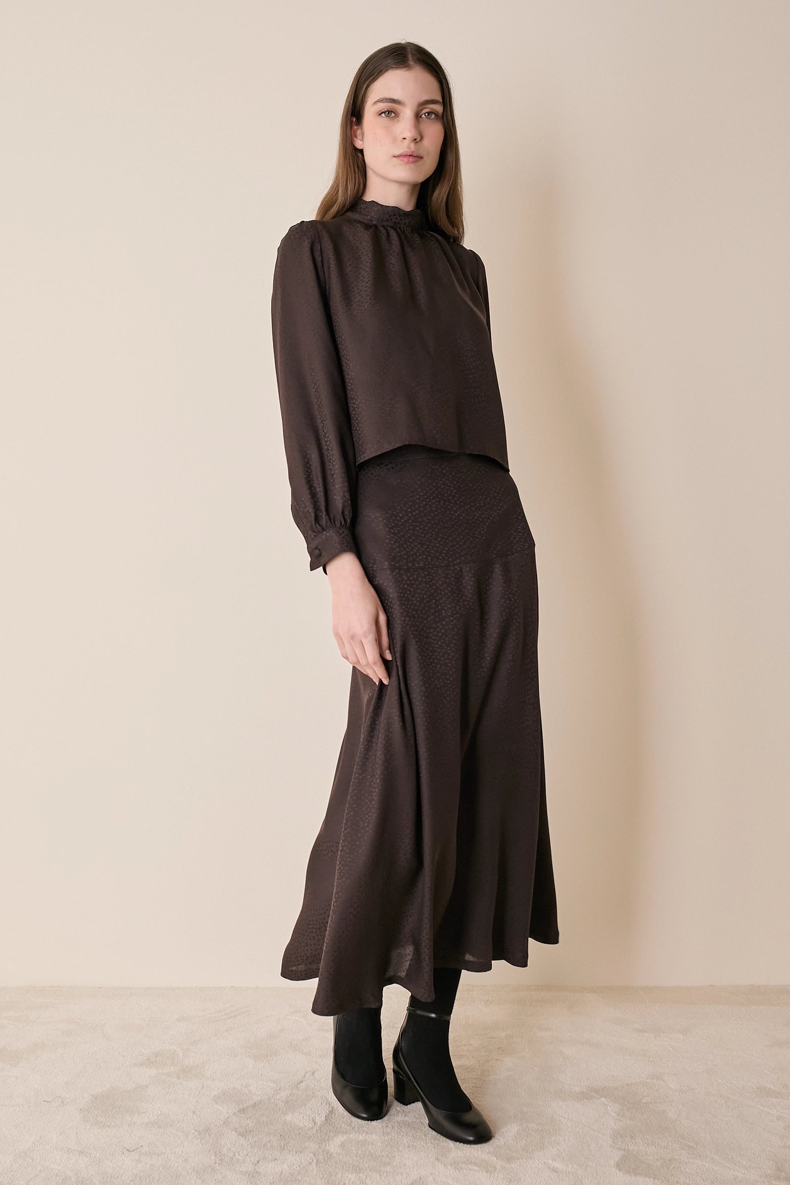 Top in blend di seta con collo foulard