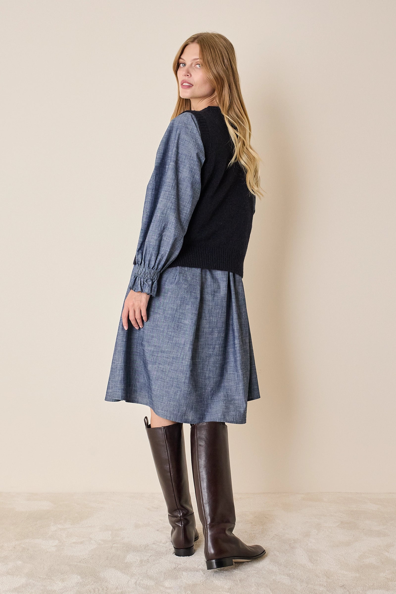 Abito in chambray con maniche a sbuffo