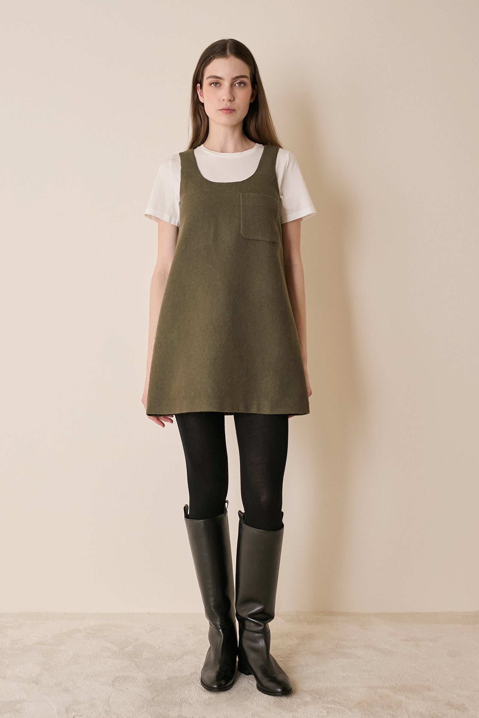 Abito a trapezio in lana vergine