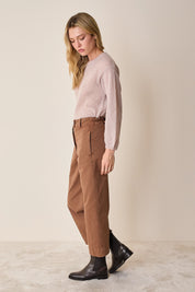 Cropped trousers with elastic waist