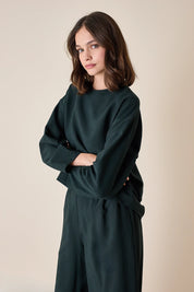 Pantaloni ampi con elastico in vita