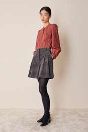 Pantaloncini in velluto a coste con pinces