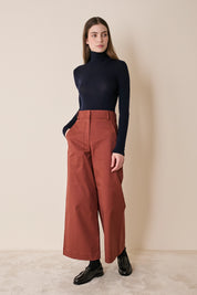 Pantaloni in cotone con maxi tasche