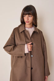 Cashmere coat with coated lining