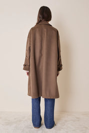 Cashmere coat with coated lining