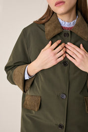 Giacca imbottita con colletto in velluto