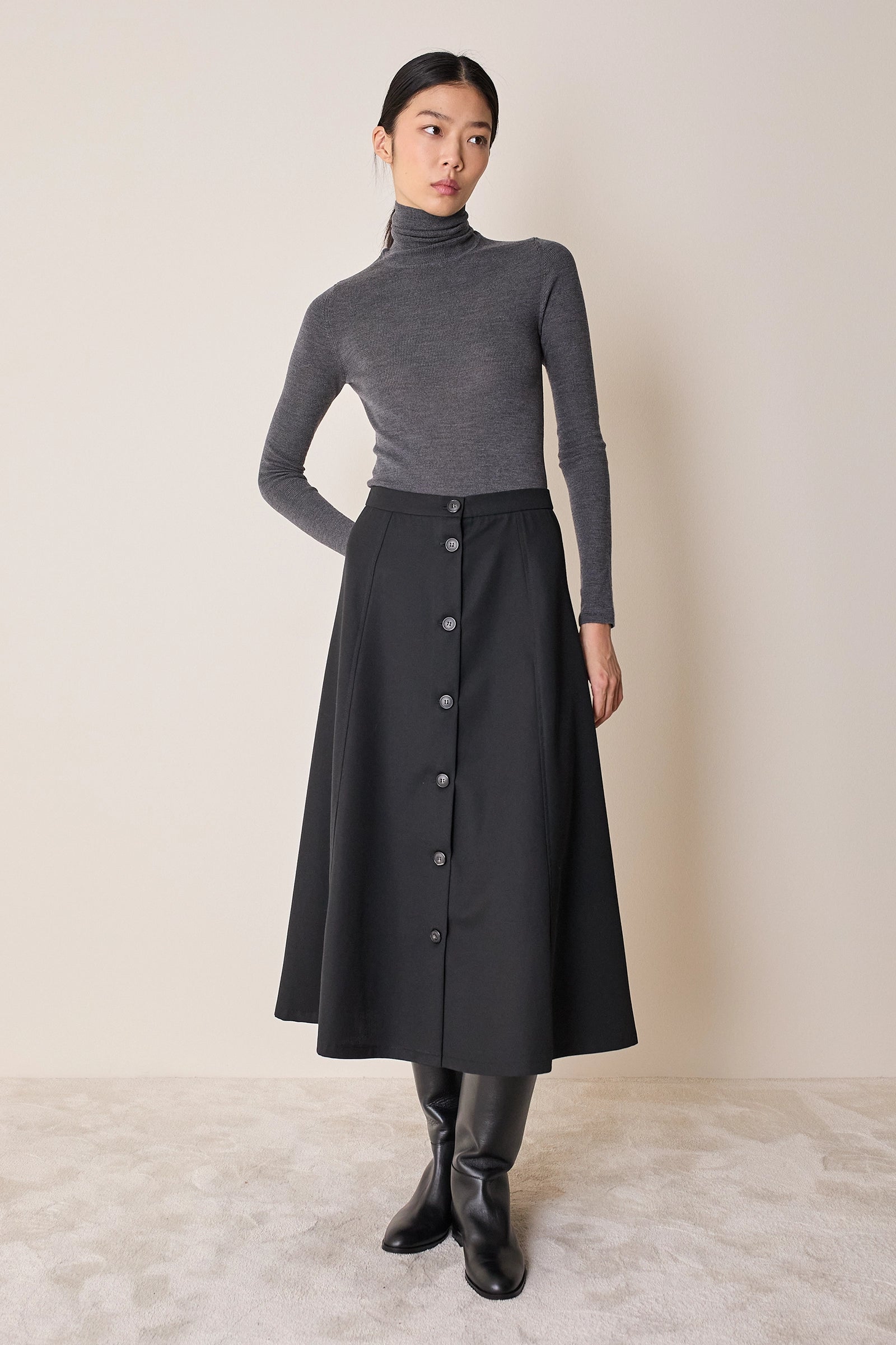 Gonna lunga con bottoni