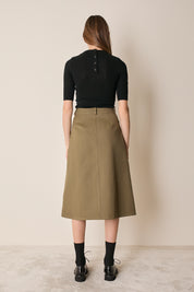 Gonna midi con tasche applicate