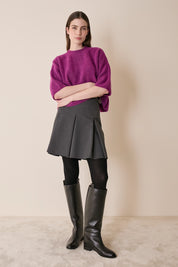 Stretch wool pleated skirt