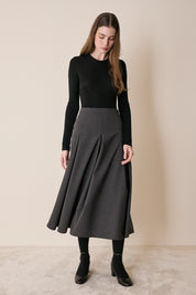 Gonna midi a pieghe in frescolana