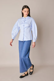 Camicia in cotone con maniche scultoree