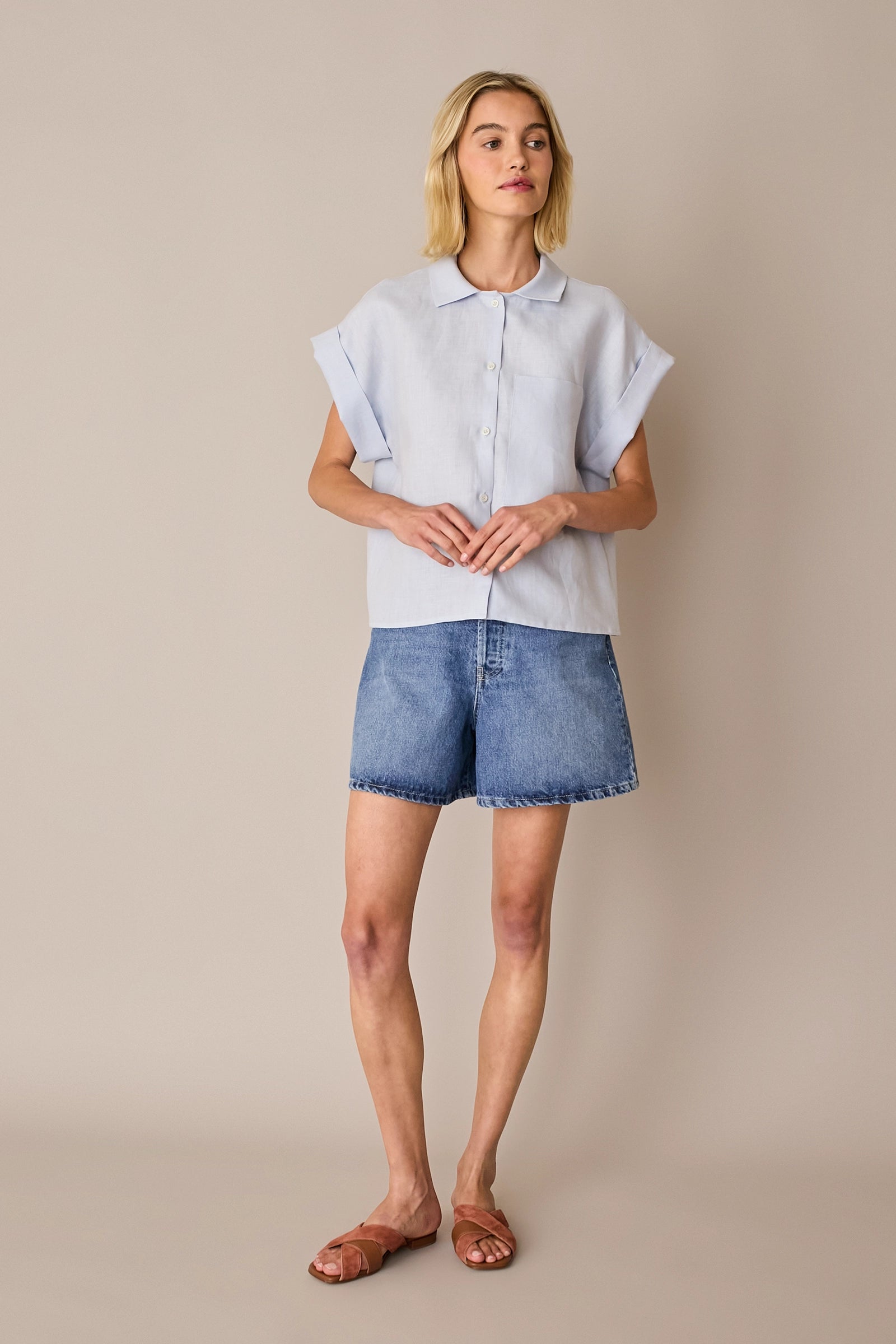 Linen shirt with patch pocket