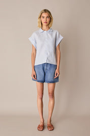 Linen shirt with patch pocket