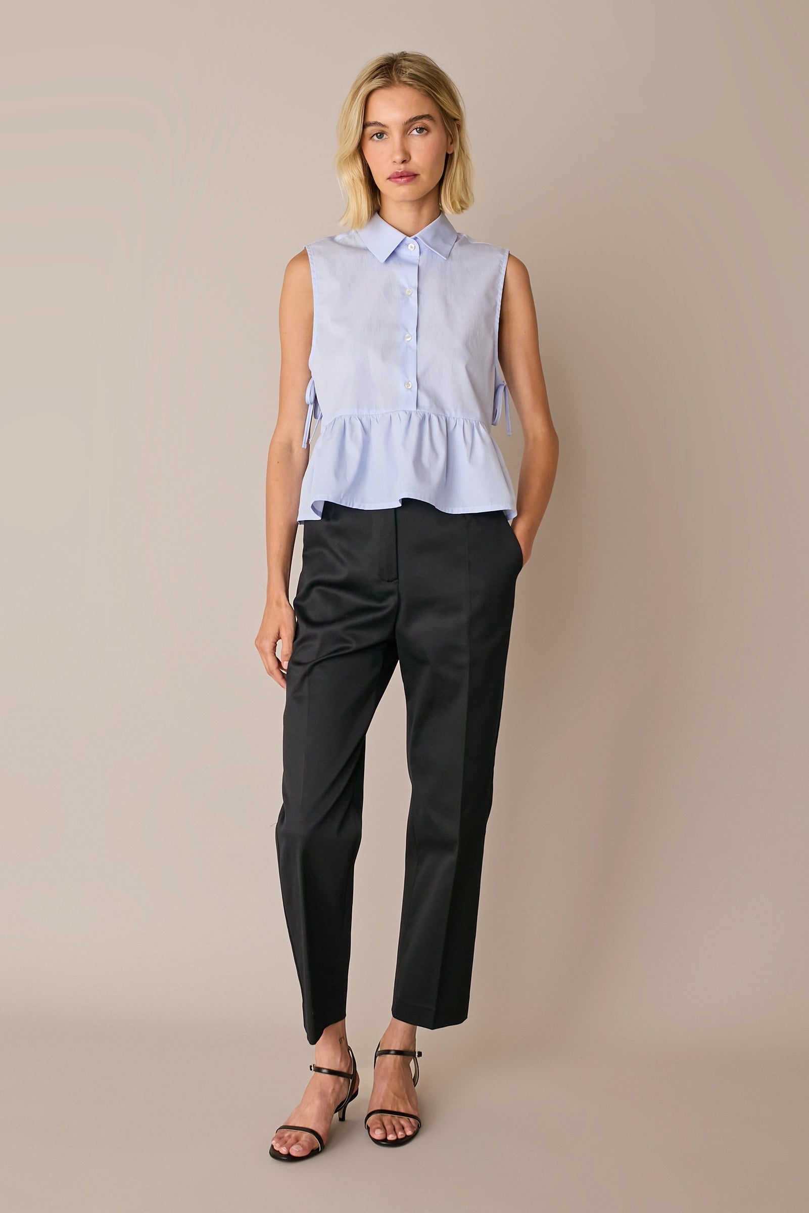 Sleeveless tie-detail blouse