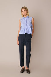 Sleeveless tie-detail blouse