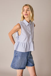 Sleeveless tie-detail blouse