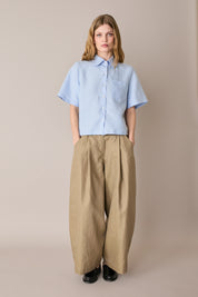 Camicia boxy in lino con colletto stondato
