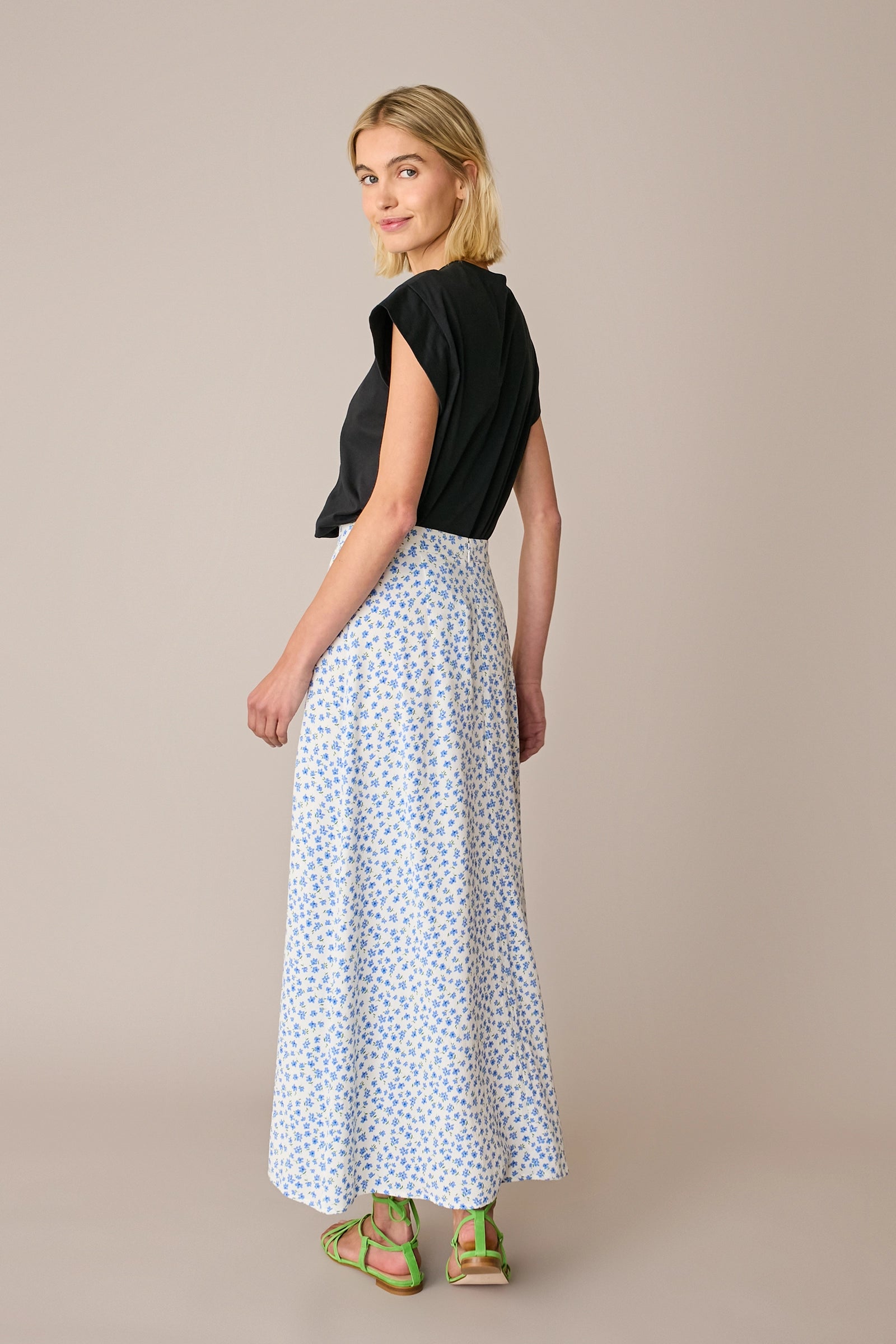 Kimono sleeve T-shirt
