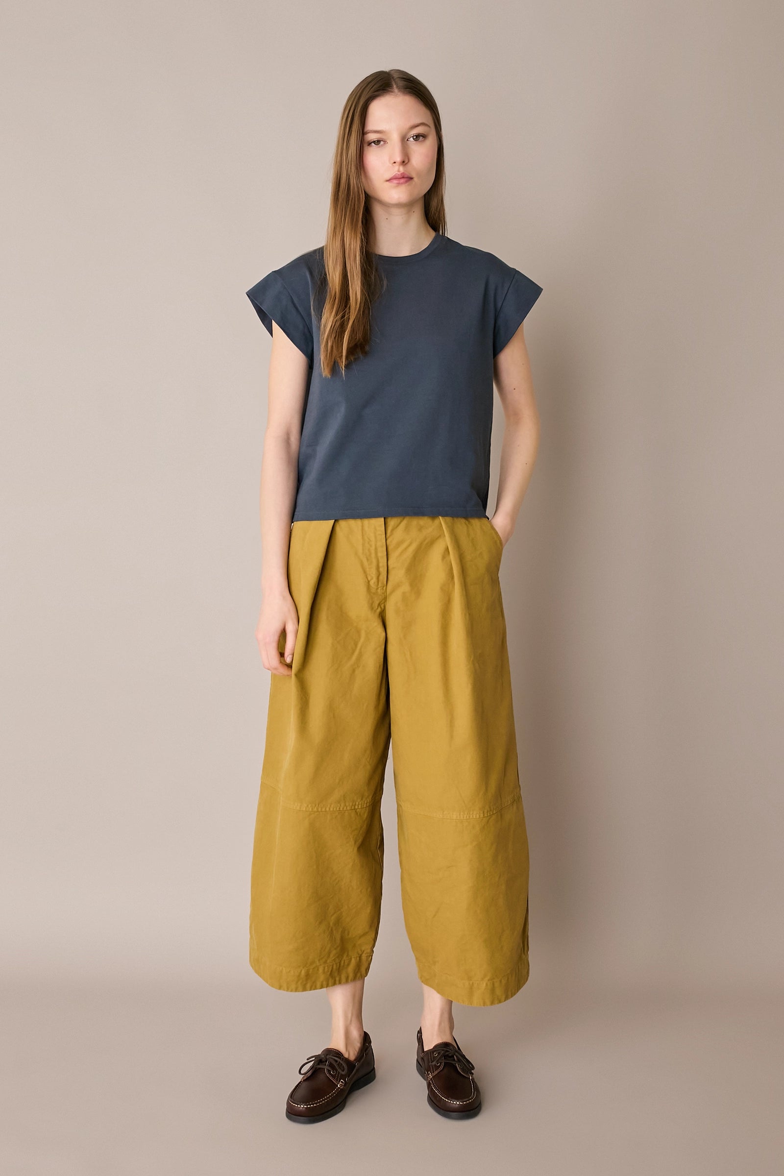 T-shirt con maniche a kimono