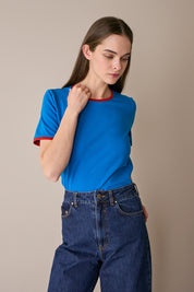 T-shirt con profili a contrasto