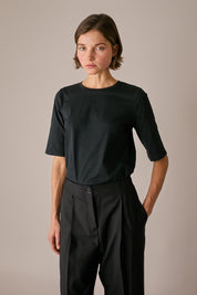 T-shirt in cotone con mezze maniche