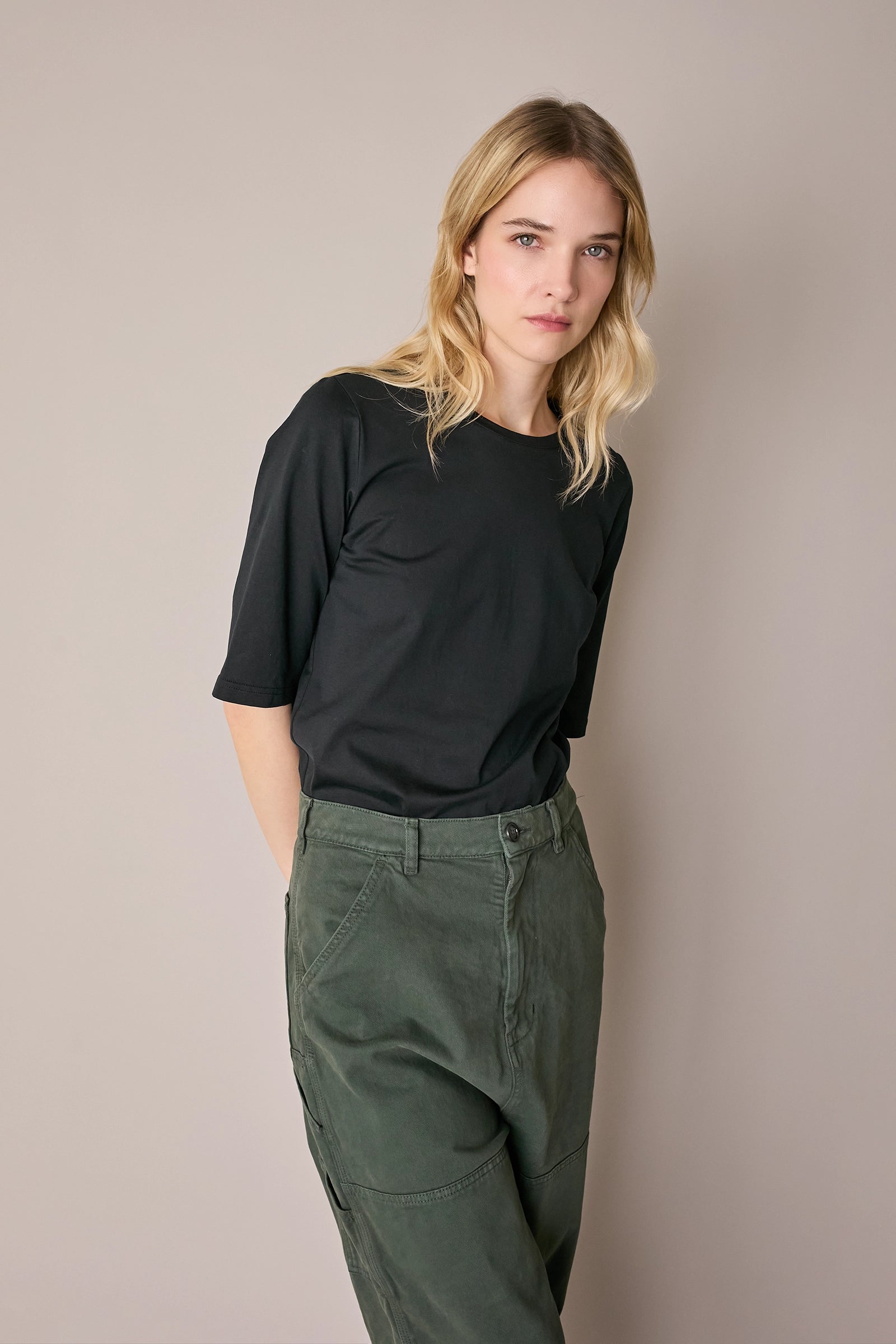 T-shirt in cotone con mezze maniche
