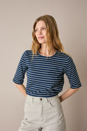 T-shirt in cotone con mezze maniche