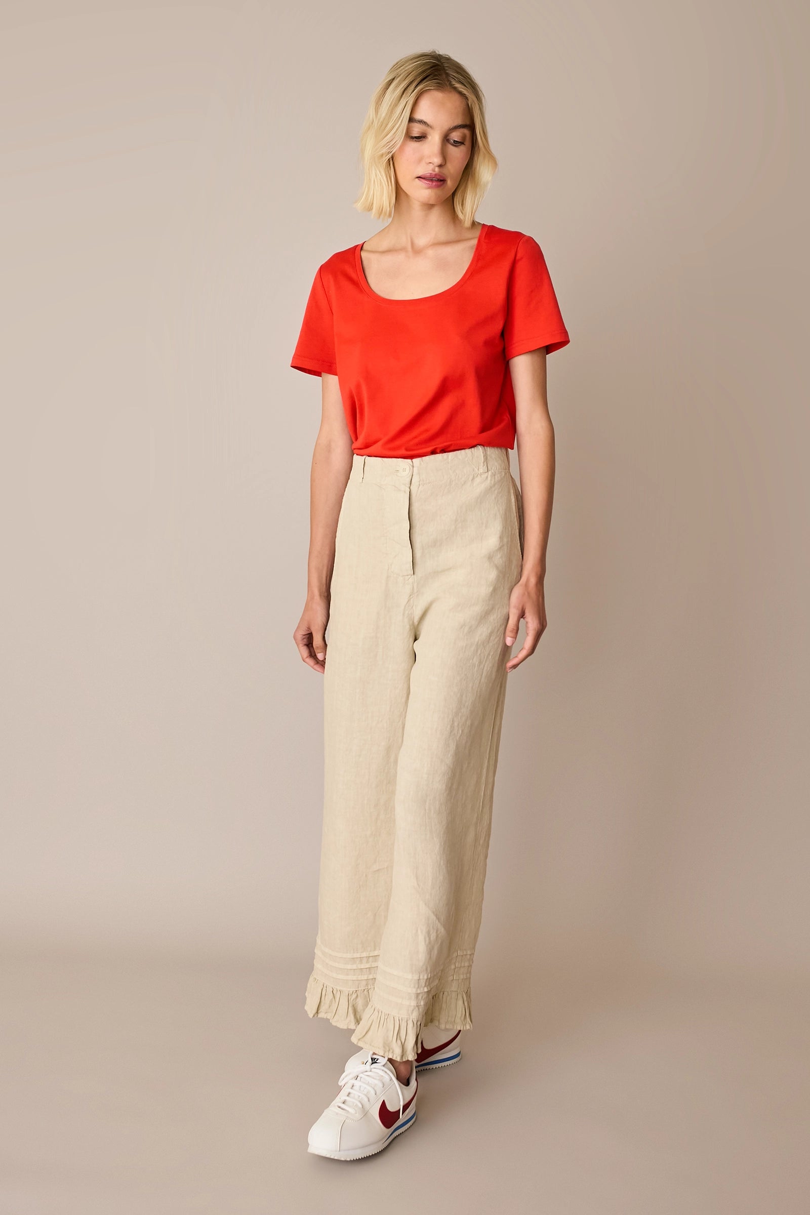 Wide-neck T-shirt