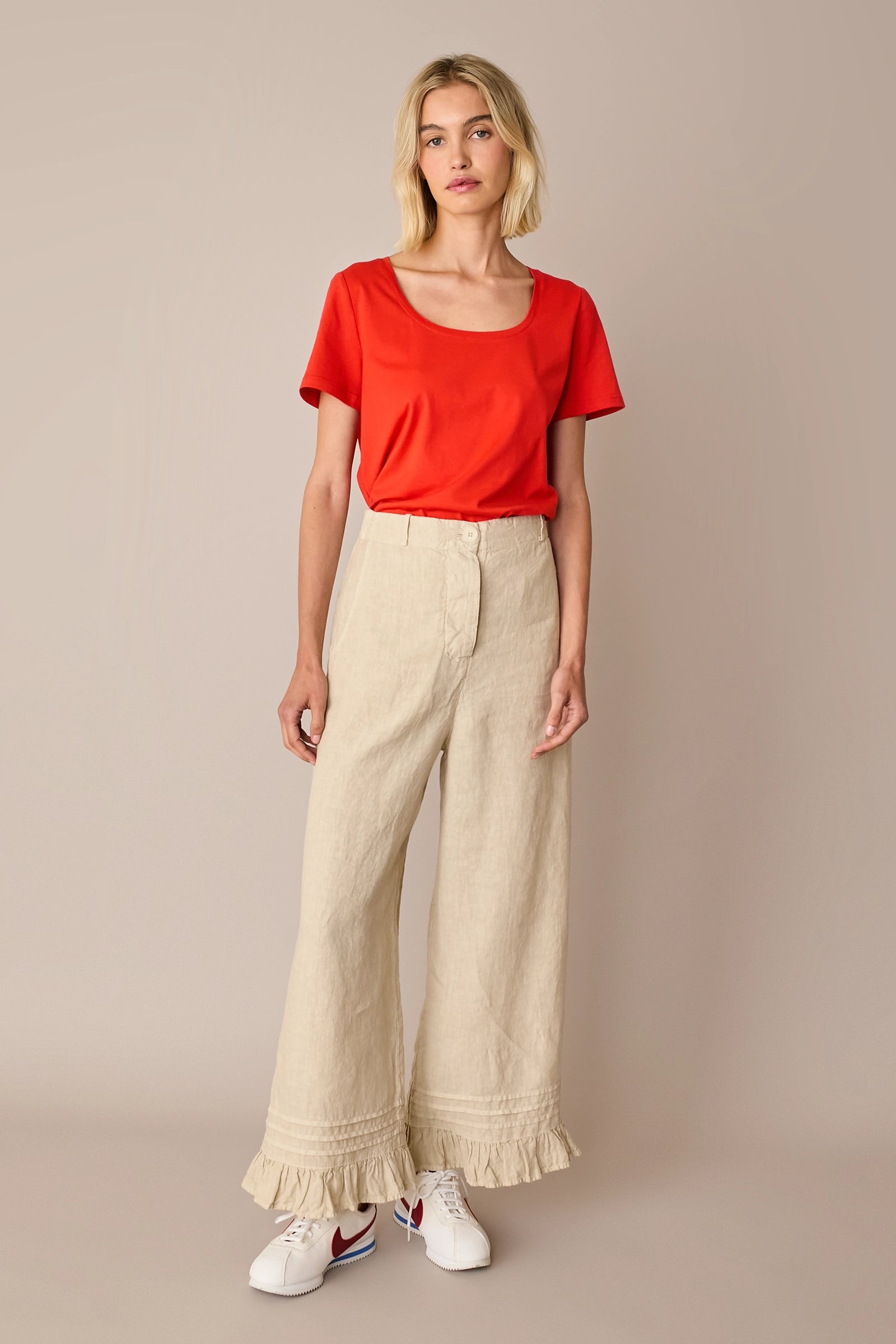 Wide-neck T-shirt