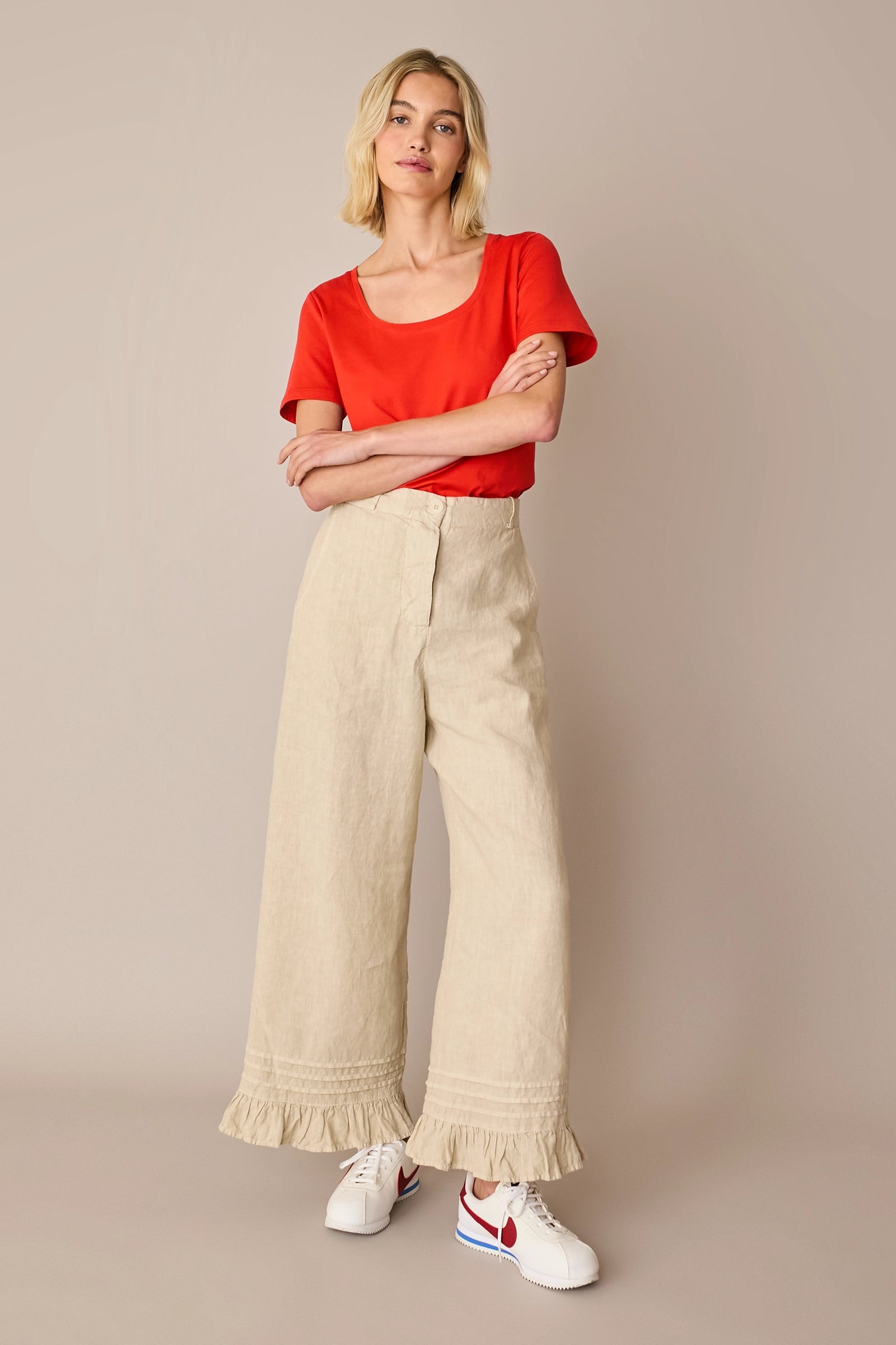 Wide-neck T-shirt