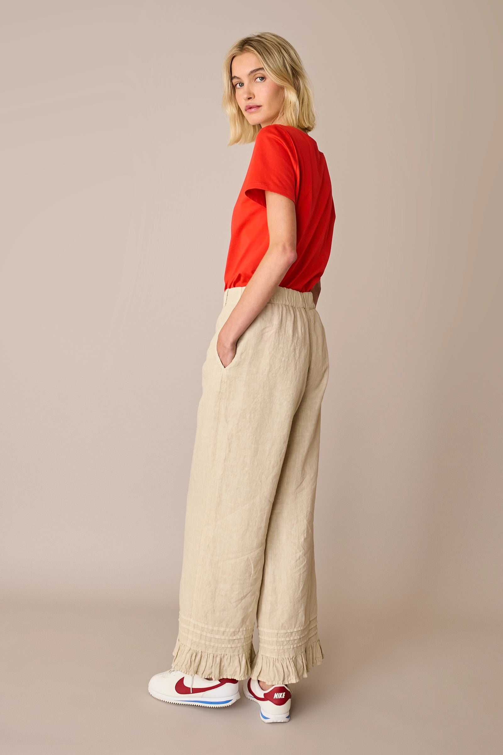 Wide-neck T-shirt