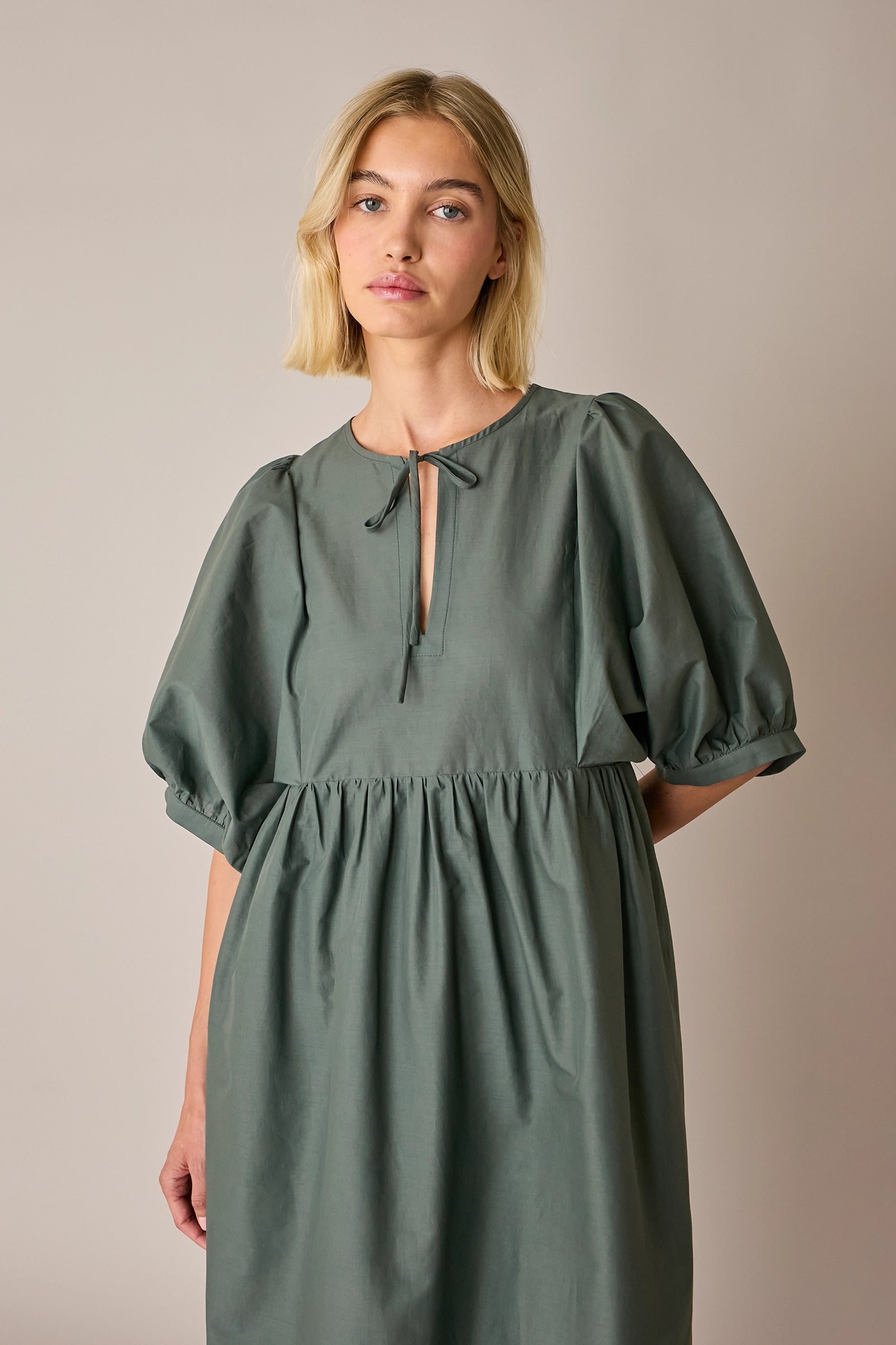 Cotton dress with loose sleeves