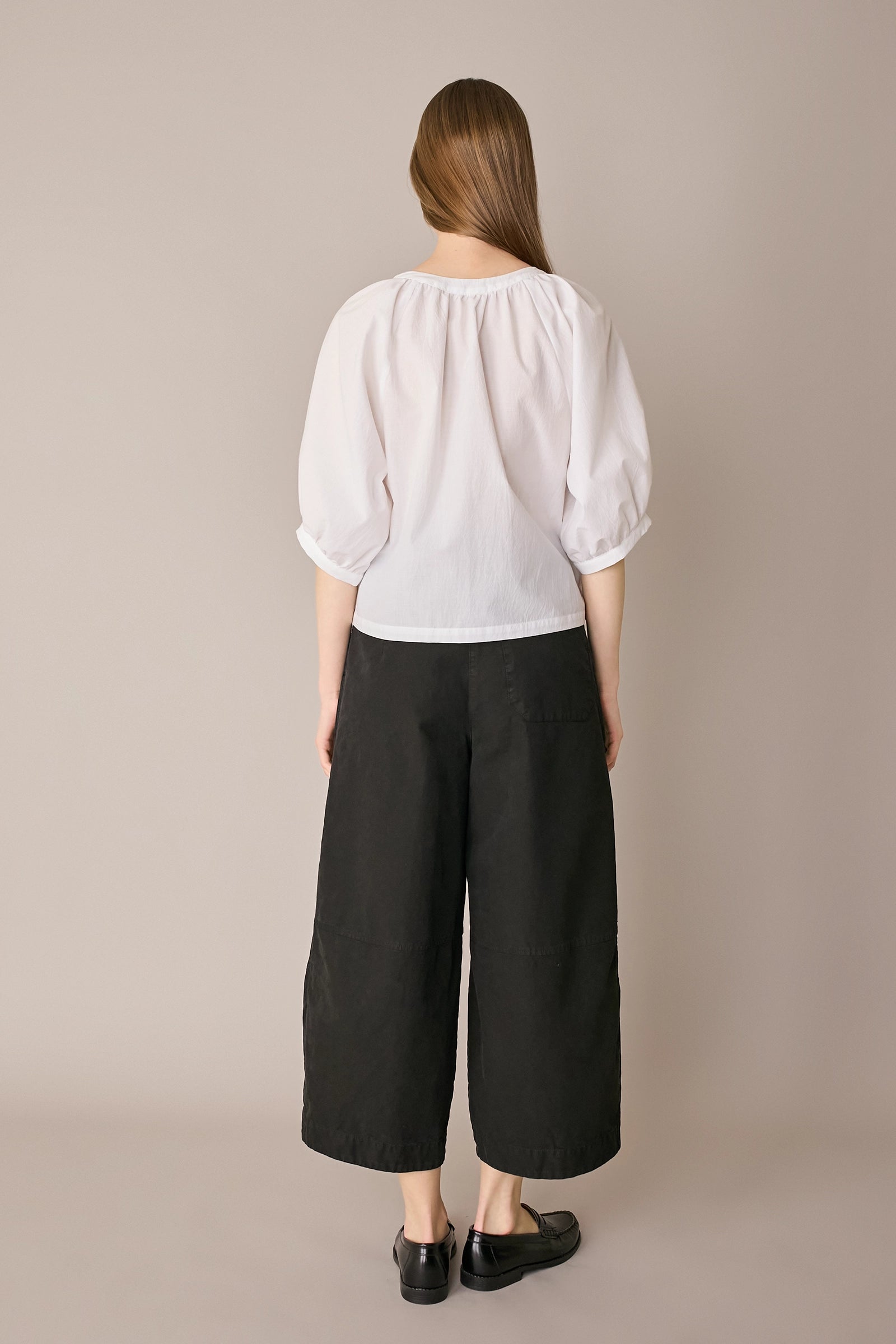 Pantaloni ampi in cotone