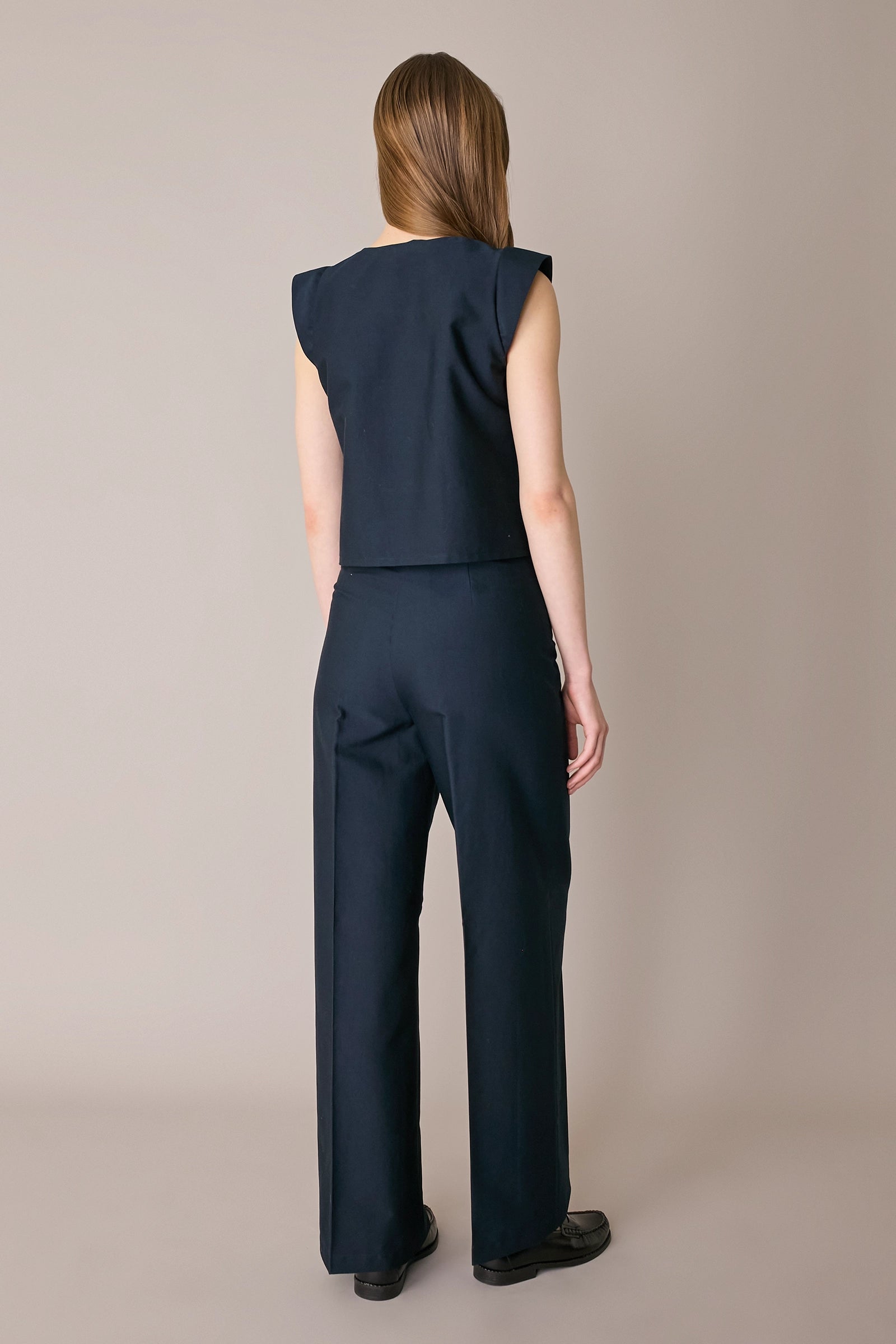 Pantaloni leggeri a palazzo