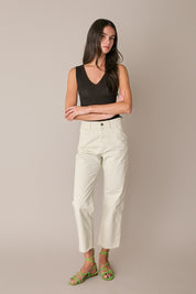 Pantaloni con fondo sfrangiato