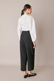 Pantaloni fluidi con pinces