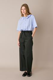 Pantaloni in cotone con cintura