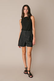 Pantaloncini con pinces