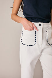 Wide-leg trousers with contrast trim