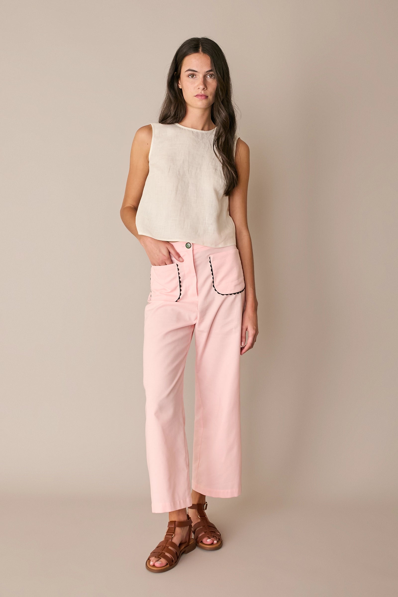 Wide-leg trousers with contrast trim