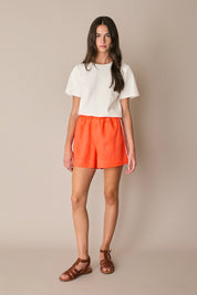 Elastic-waist shorts with contrast trim