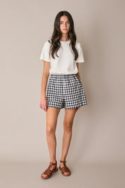Elastic-waist shorts with contrast trim